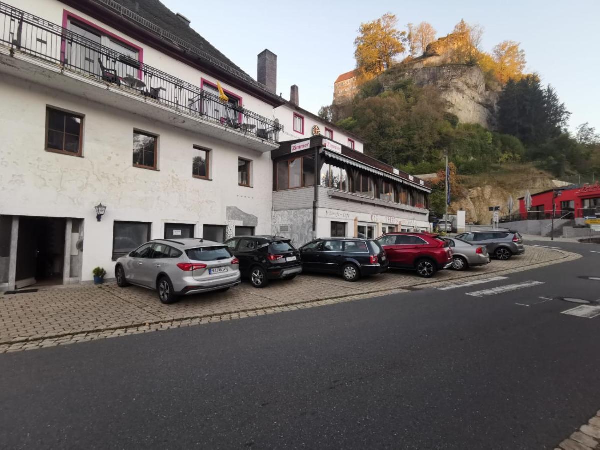 Gaestehaus Am Rathaus Pottenstein Exterior photo